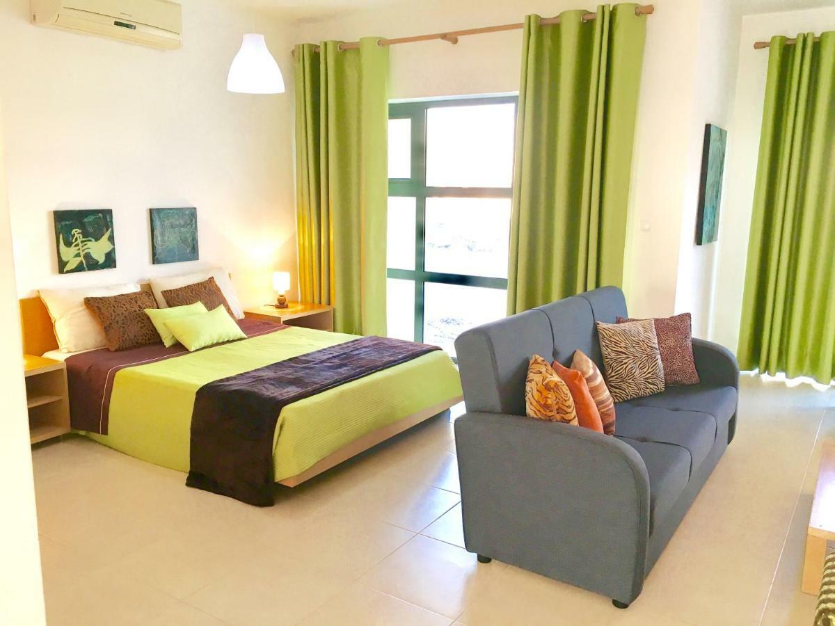 Sr Palmela Village Studios II كينتا دو أنجو المظهر الخارجي الصورة